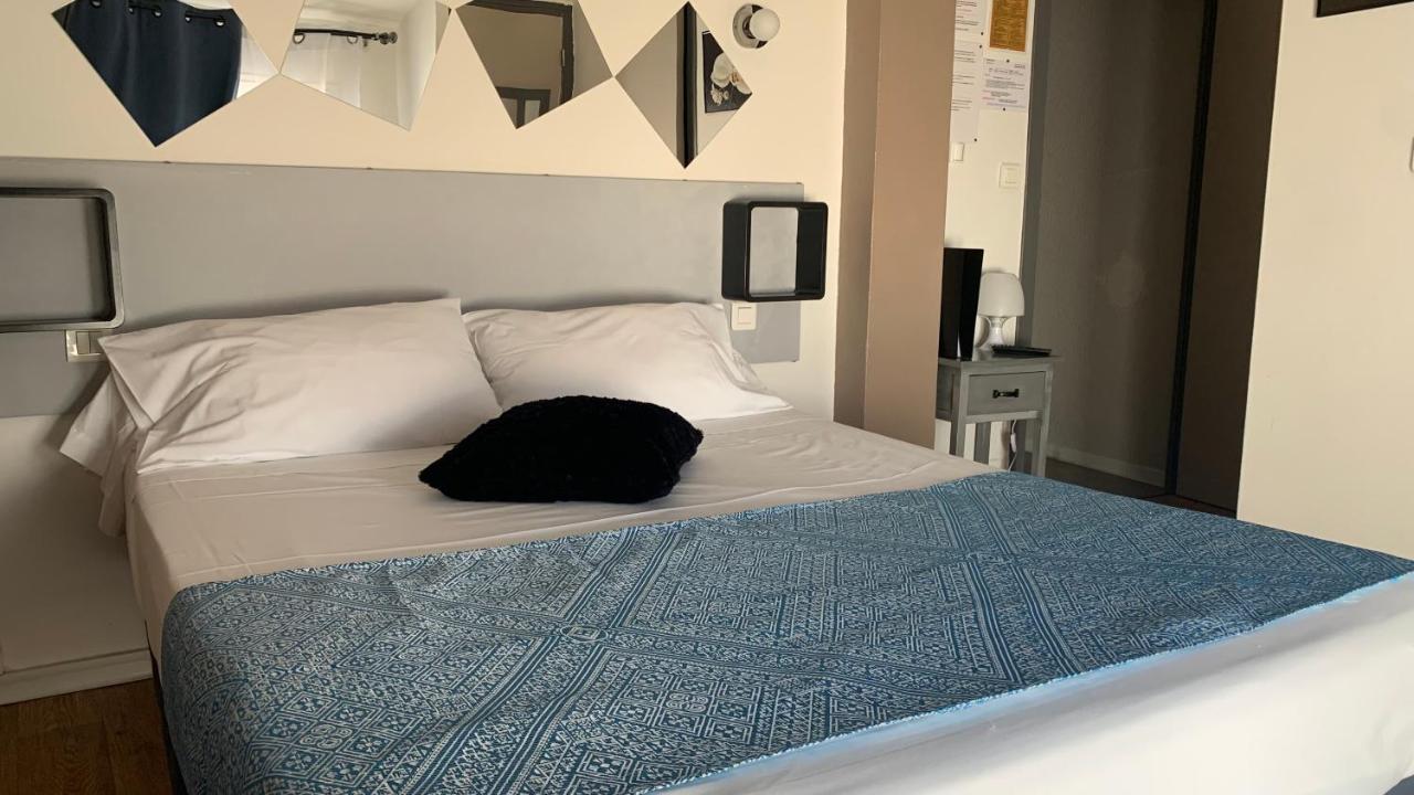 Le Cérétan Hôtel Extérieur photo
