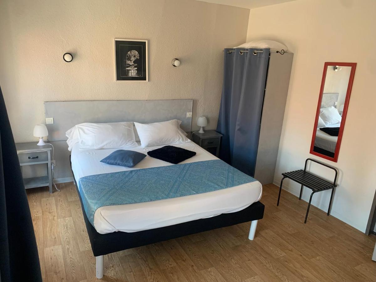 Le Cérétan Hôtel Extérieur photo