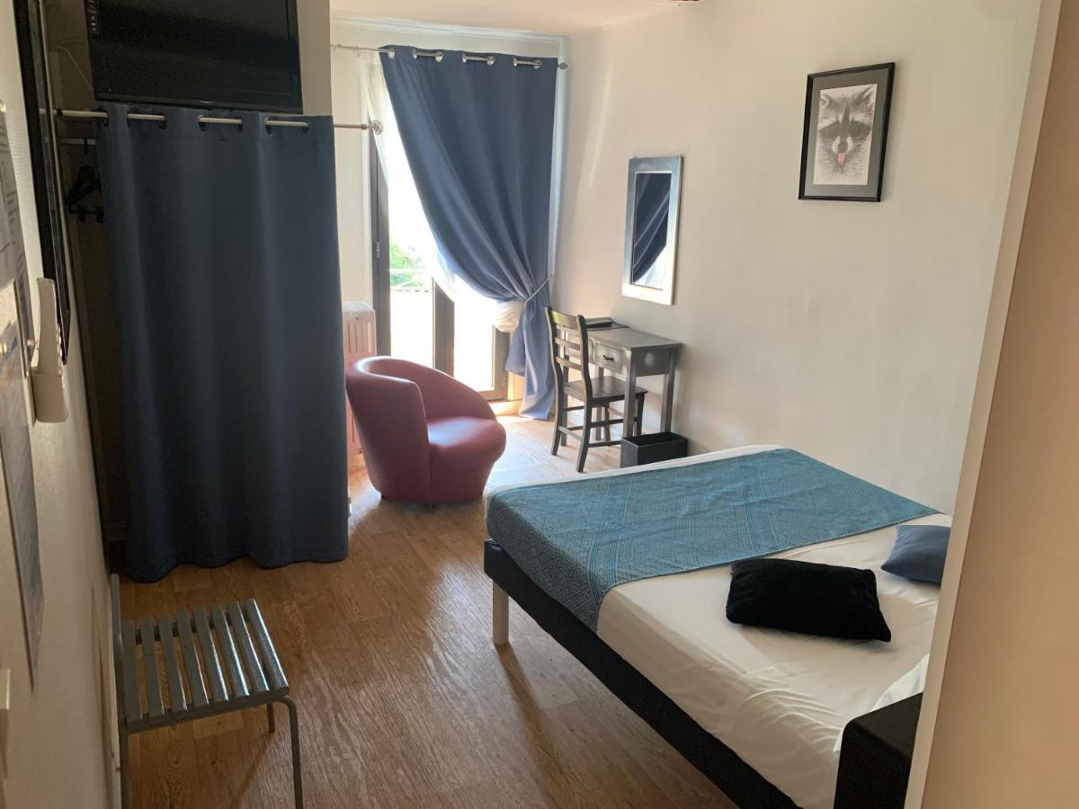 Le Cérétan Hôtel Extérieur photo