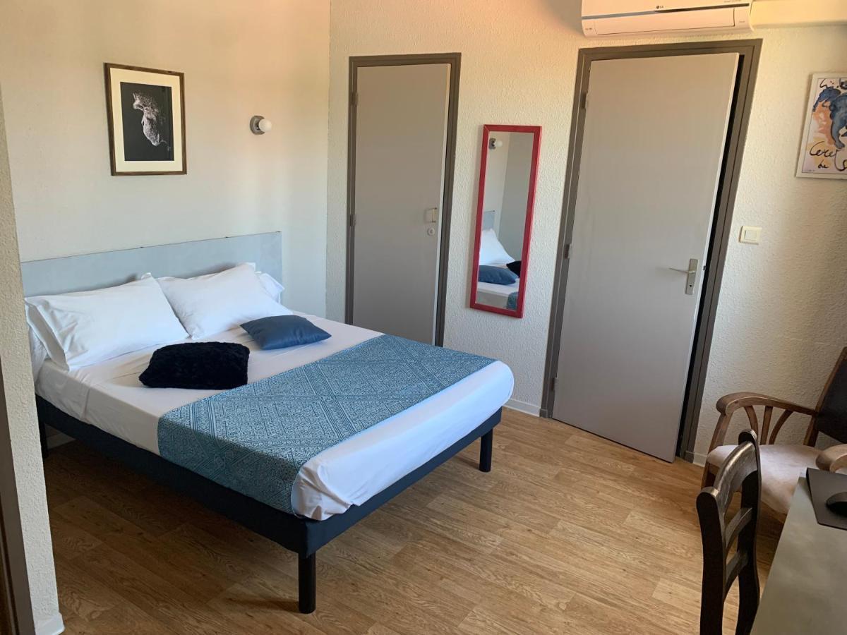 Le Cérétan Hôtel Extérieur photo