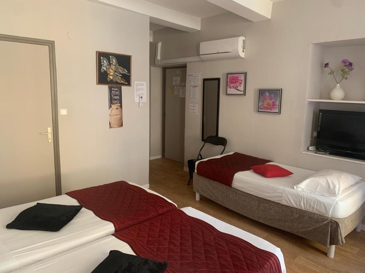 Le Cérétan Hôtel Extérieur photo