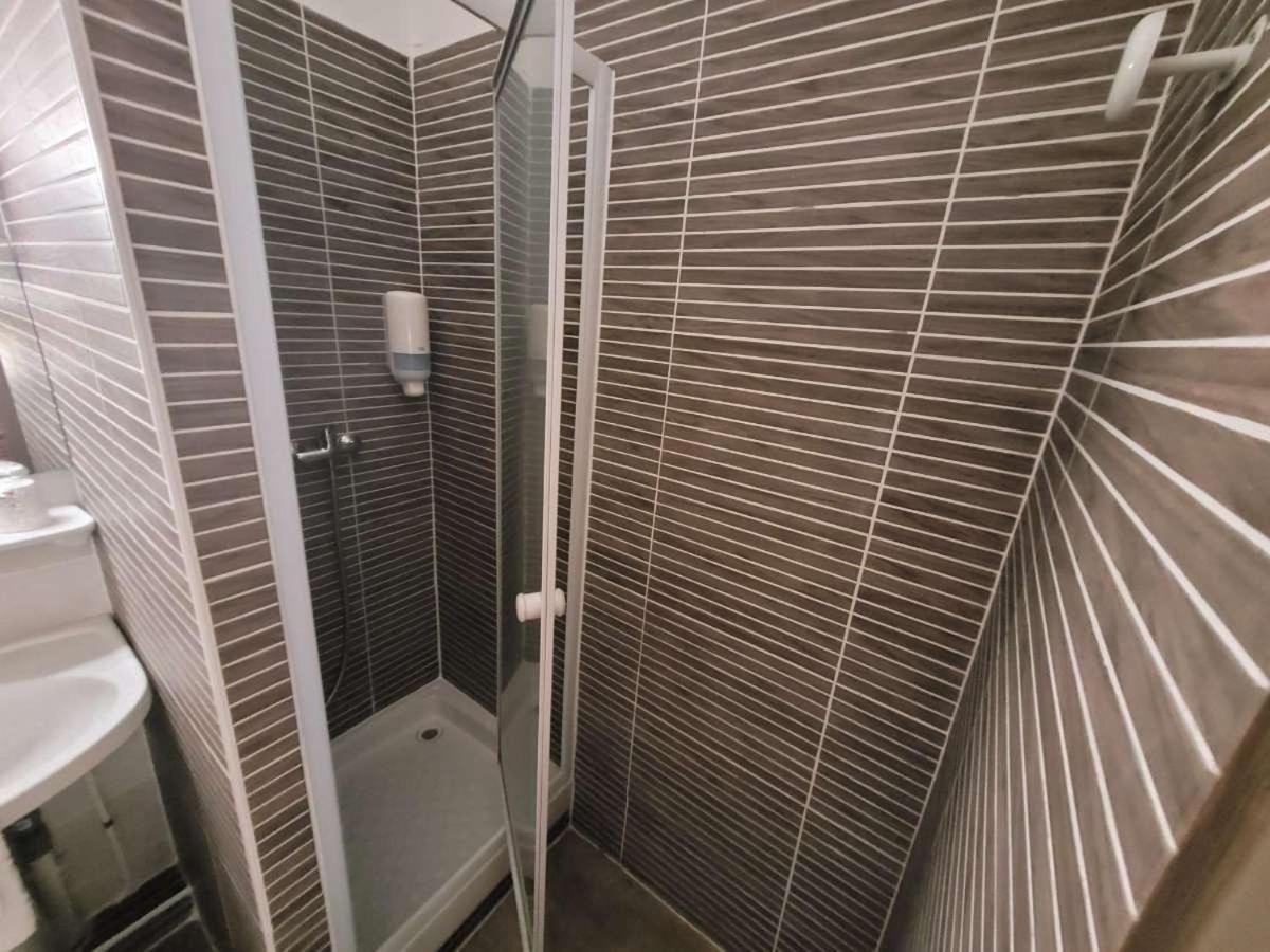 Le Cérétan Hôtel Extérieur photo